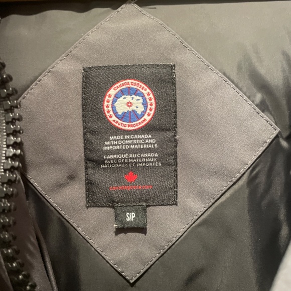 Canada Goose winter jacket - Picture 3 of 7